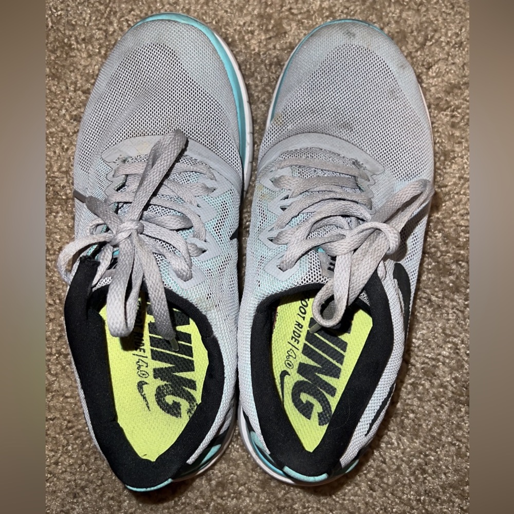 Women’s Nike shoes